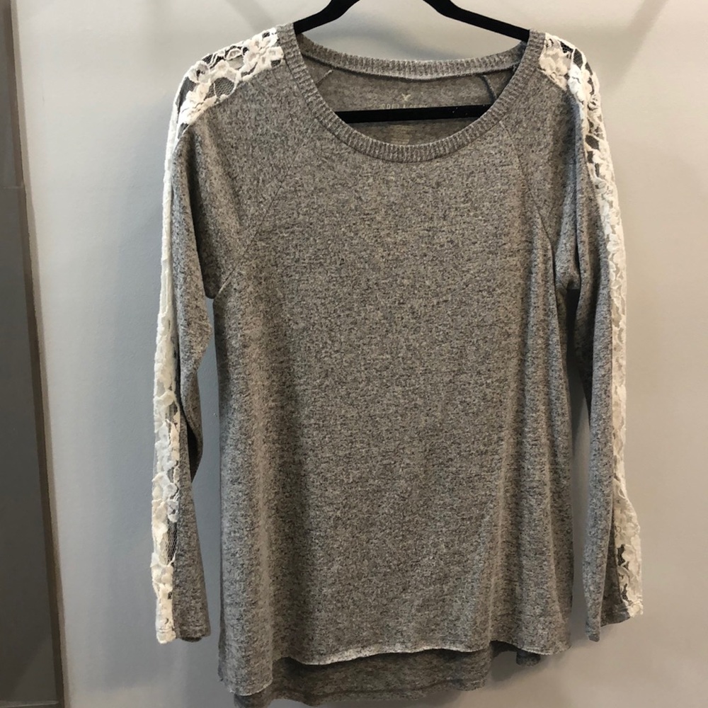 lace detailed top